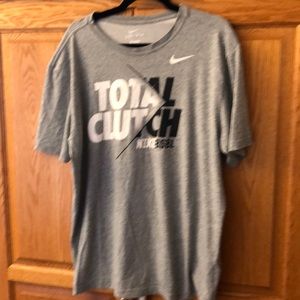 Men’s Nike shirt